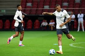 近期状态持 近期状态持